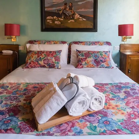 Ai Santi Apostoli Hotel 3*