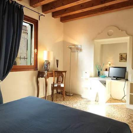 Ai Santi Apostoli Sul Canal Grande - Ferretti Collection Отель