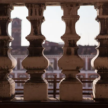 Ai Santi Apostoli Sul Canal Grande - Ferretti Collection Отель 3*