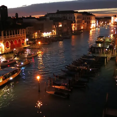 Ai Santi Apostoli Sul Canal Grande - Ferretti Collection 3*